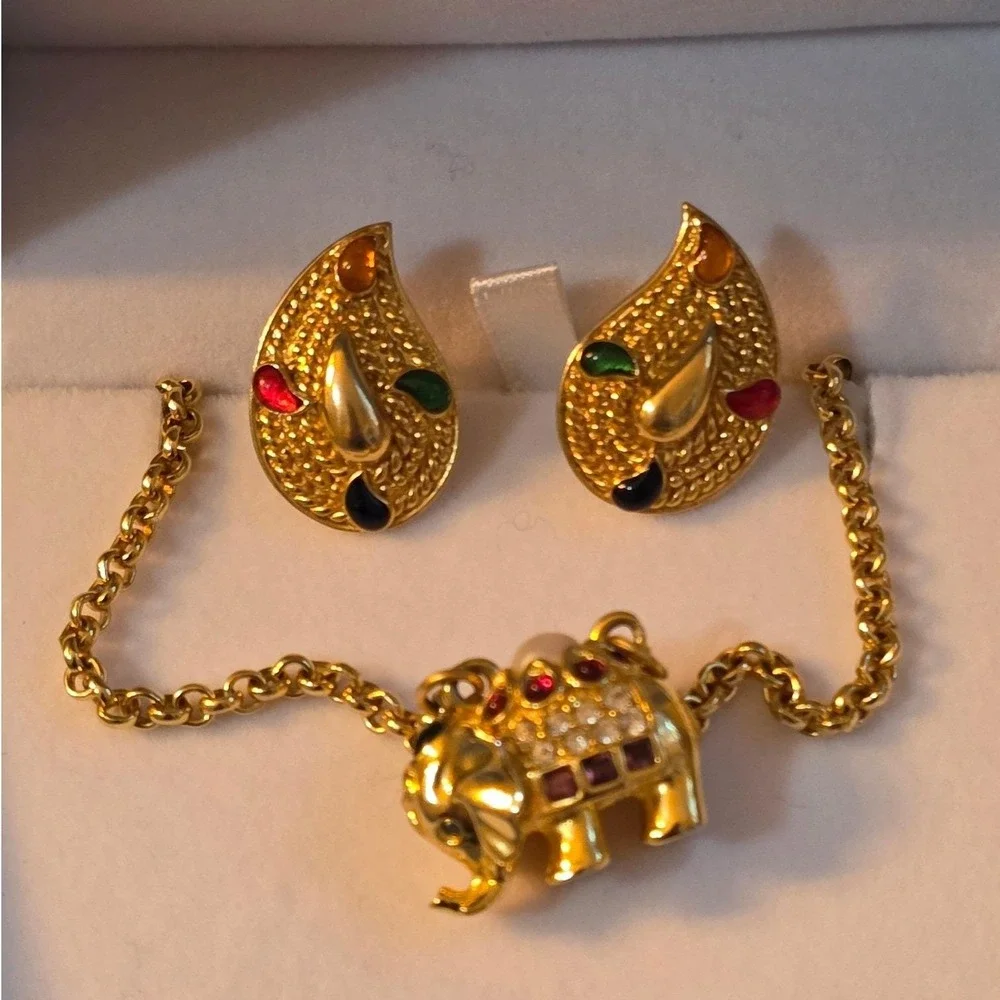 Joan Rivers Jewels of India Elephant Necklace‎ & Avon Earrings Set Vtg